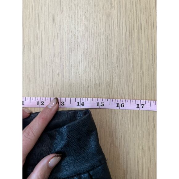 Commando Revolve Faux Leather Jogger Pants Size Medium 2327 - Picture 9 of 11